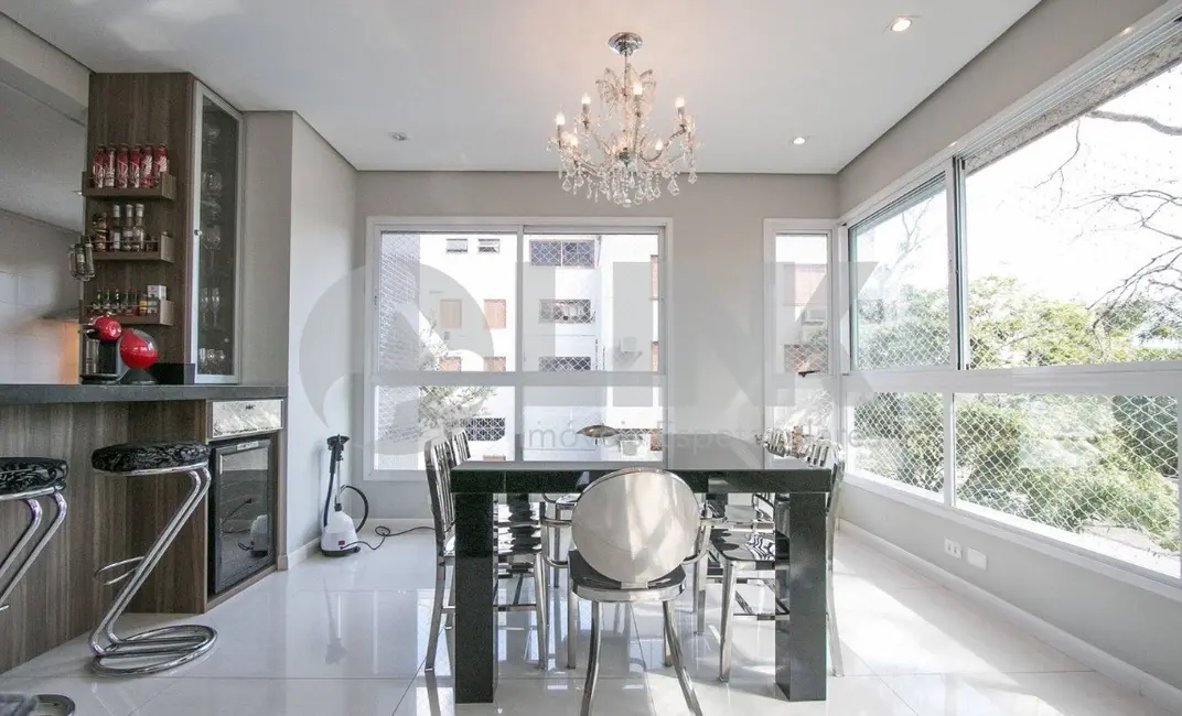 Apartamento com 2 quartos à venda, 148m2 em Petrópolis, Porto Alegre - RS - imagem 2 Foto 2 de Apartamento com 2 quartos à venda, 148m2 em Petrópolis, Porto Alegre - RS