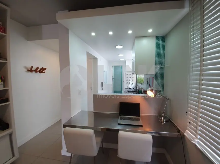 Apartamento com 1 quarto à venda, 40m2 em Bela Vista, Porto Alegre - RS - imagem 4 Foto 4 de Apartamento com 1 quarto à venda, 40m2 em Bela Vista, Porto Alegre - RS