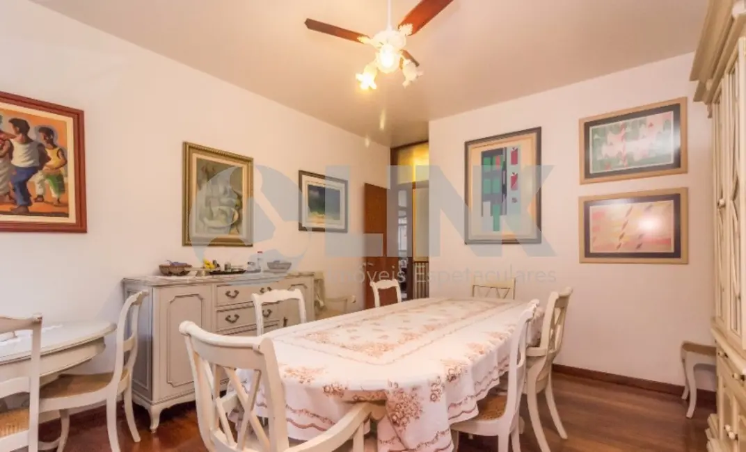 Casa com 3 quartos à venda, 591m2 em Três Figueiras, Porto Alegre - RS - imagem 3 Foto 3 de Casa com 3 quartos à venda, 591m2 em Três Figueiras, Porto Alegre - RS