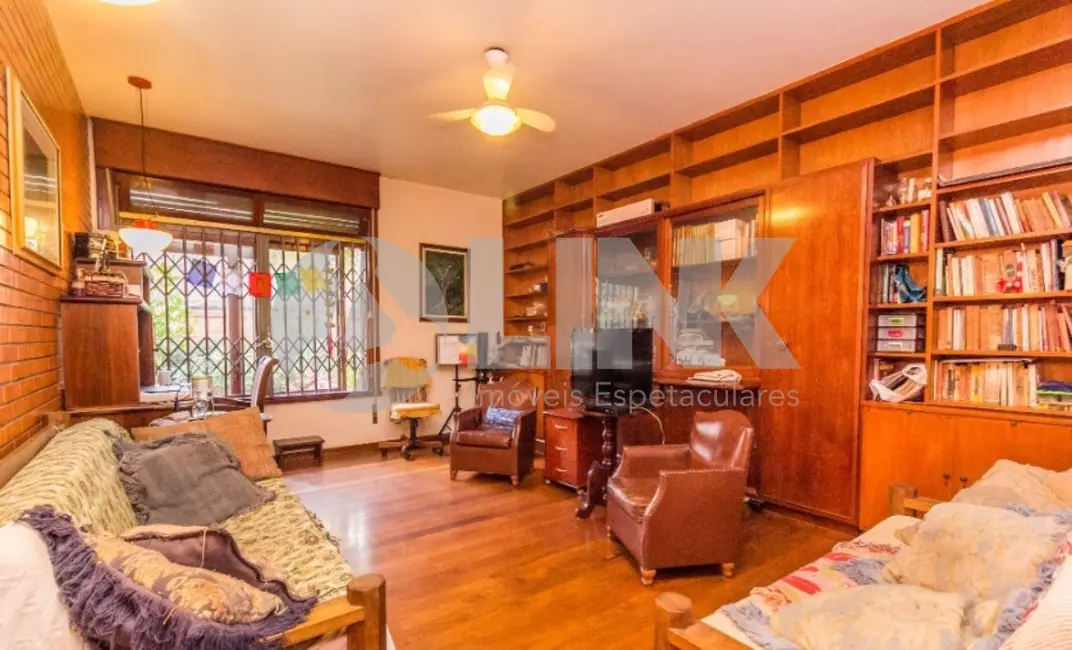 Casa com 3 quartos à venda, 591m2 em Três Figueiras, Porto Alegre - RS - imagem 7 Foto 7 de Casa com 3 quartos à venda, 591m2 em Três Figueiras, Porto Alegre - RS