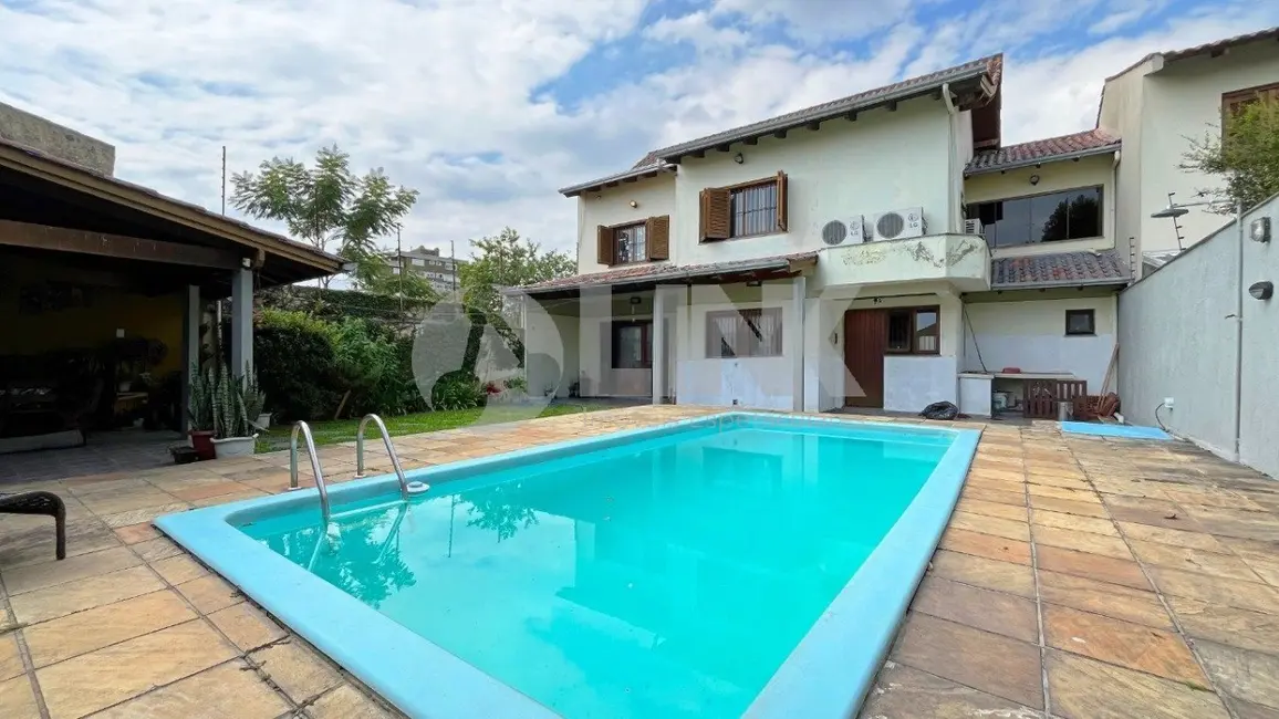 Foto 3 de Casa com 3 quartos à venda, 375m2 em Jardim Itu, Porto Alegre - RS