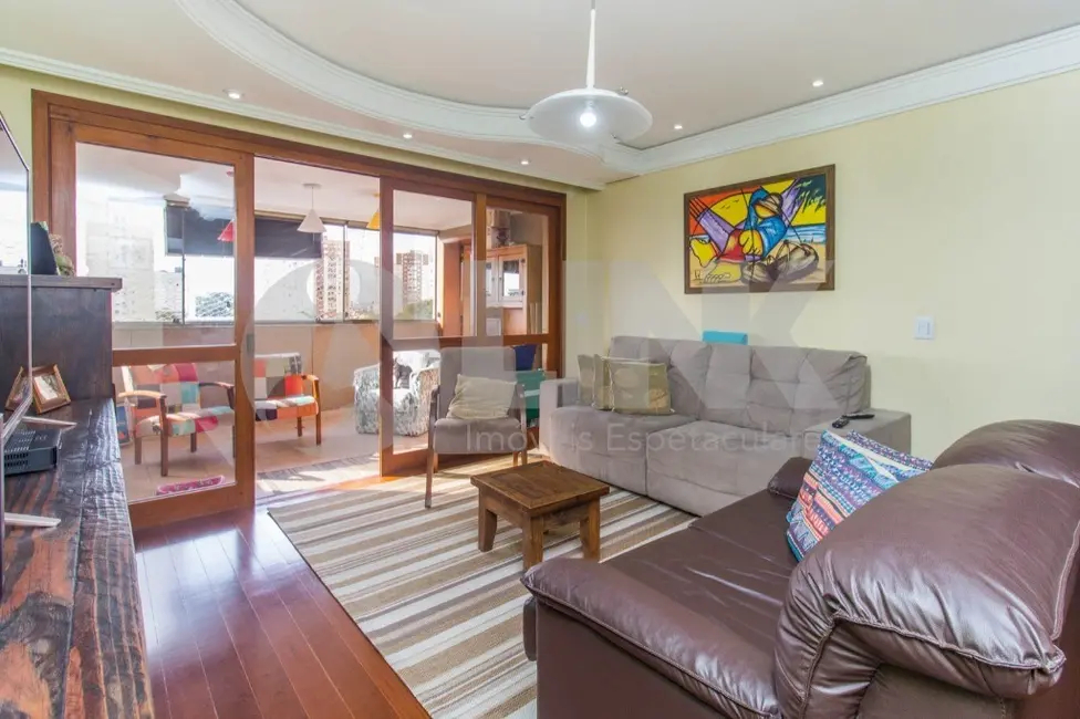 Foto 3 de Apartamento com 3 quartos à venda, 132m2 em Vila Ipiranga, Porto Alegre - RS