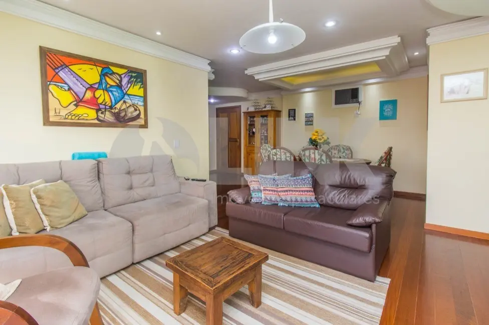 Foto 4 de Apartamento com 3 quartos à venda, 132m2 em Vila Ipiranga, Porto Alegre - RS