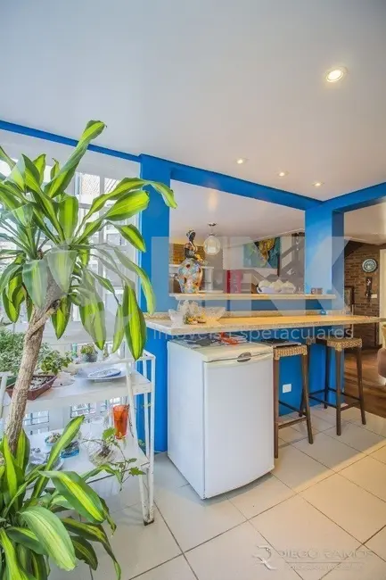 Foto 8 de Casa de Condomínio com 3 quartos à venda, 280m2 em Chácara das Pedras, Porto Alegre - RS