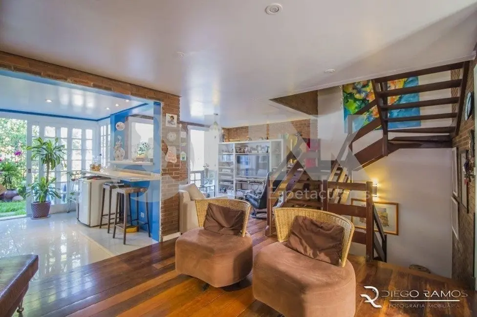 Foto 5 de Casa de Condomínio com 3 quartos à venda, 280m2 em Chácara das Pedras, Porto Alegre - RS