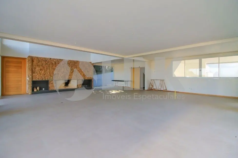 Foto 2 de Casa de Condomínio com 4 quartos à venda, 420m2 em Morada Gaúcha, Gravatai - RS