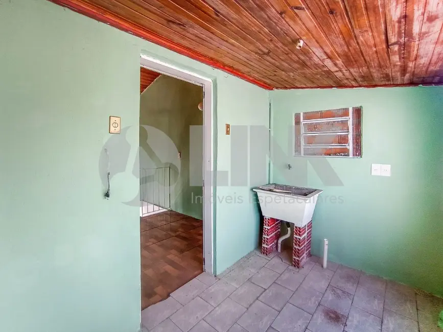 Foto 9 de Casa de Condomínio com 2 quartos à venda, 75m2 em Santo Antônio, Porto Alegre - RS