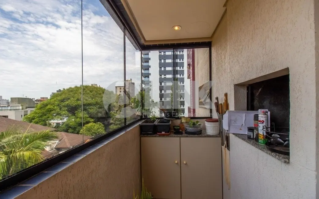 Foto 4 de Apartamento com 2 quartos à venda, 66m2 em Auxiliadora, Porto Alegre - RS