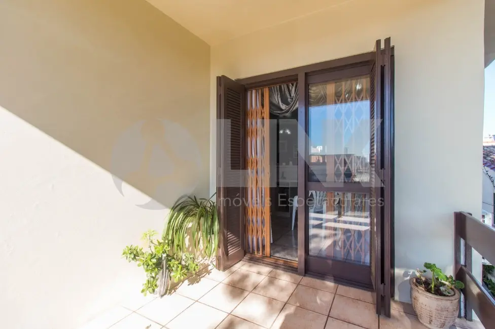 Foto 8 de Casa com 3 quartos à venda, 155m2 em Vila Ipiranga, Porto Alegre - RS