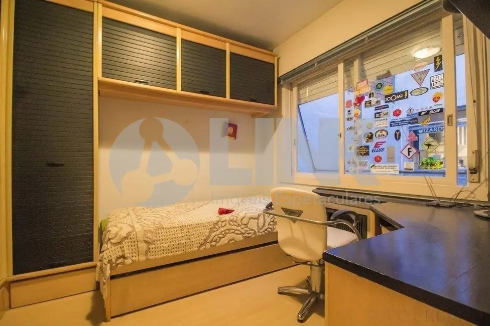 Apartamento com 3 quartos à venda, 94m2 em Petrópolis, Porto Alegre - RS - imagem 8 Foto 8 de Apartamento com 3 quartos à venda, 94m2 em Petrópolis, Porto Alegre - RS