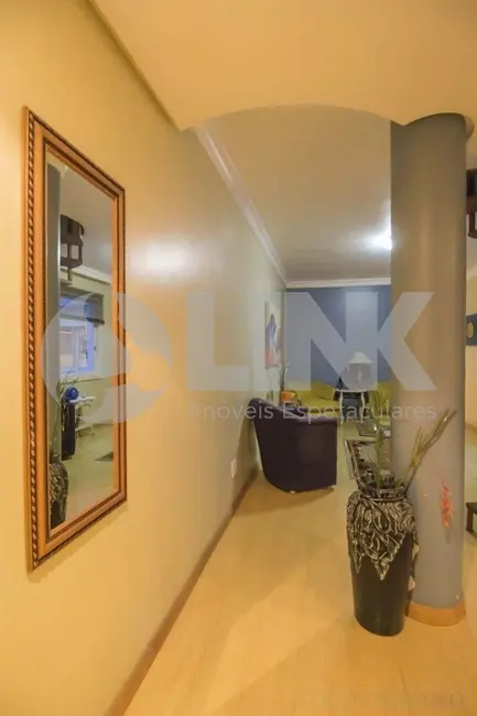 Apartamento com 3 quartos à venda, 94m2 em Petrópolis, Porto Alegre - RS - imagem 6 Foto 6 de Apartamento com 3 quartos à venda, 94m2 em Petrópolis, Porto Alegre - RS