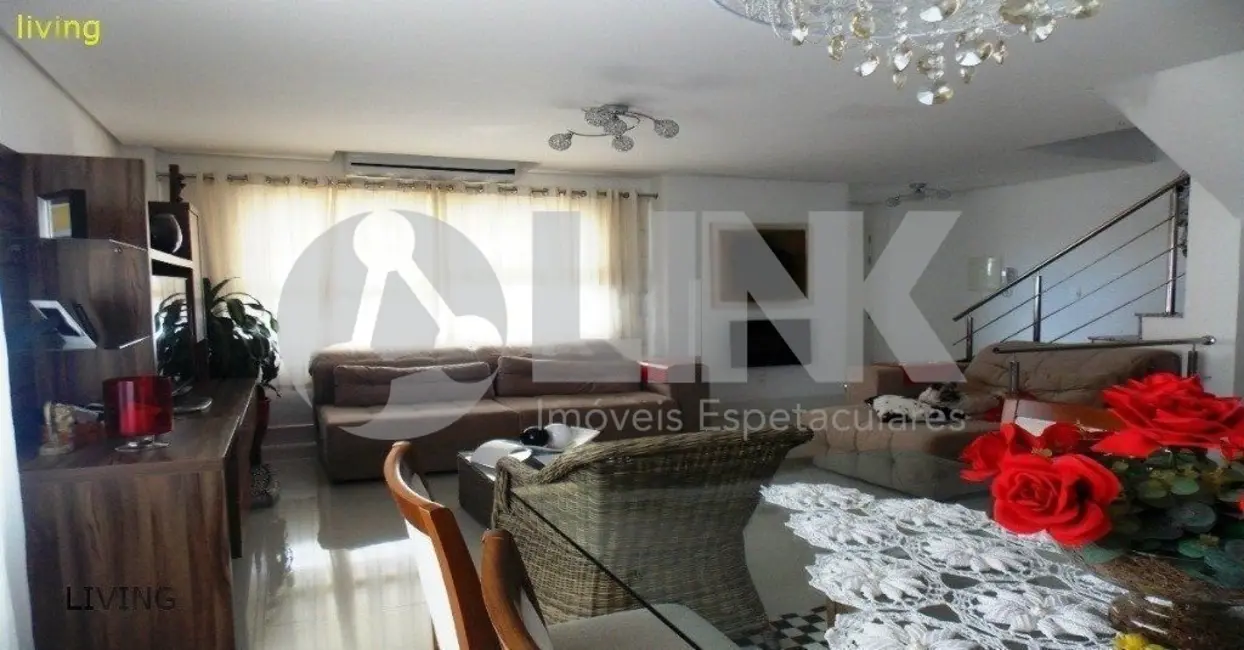 Casa com 3 quartos à venda, 183m2 em Jardim Itu, Porto Alegre - RS - imagem 4 Foto 4 de Casa com 3 quartos à venda, 183m2 em Jardim Itu, Porto Alegre - RS