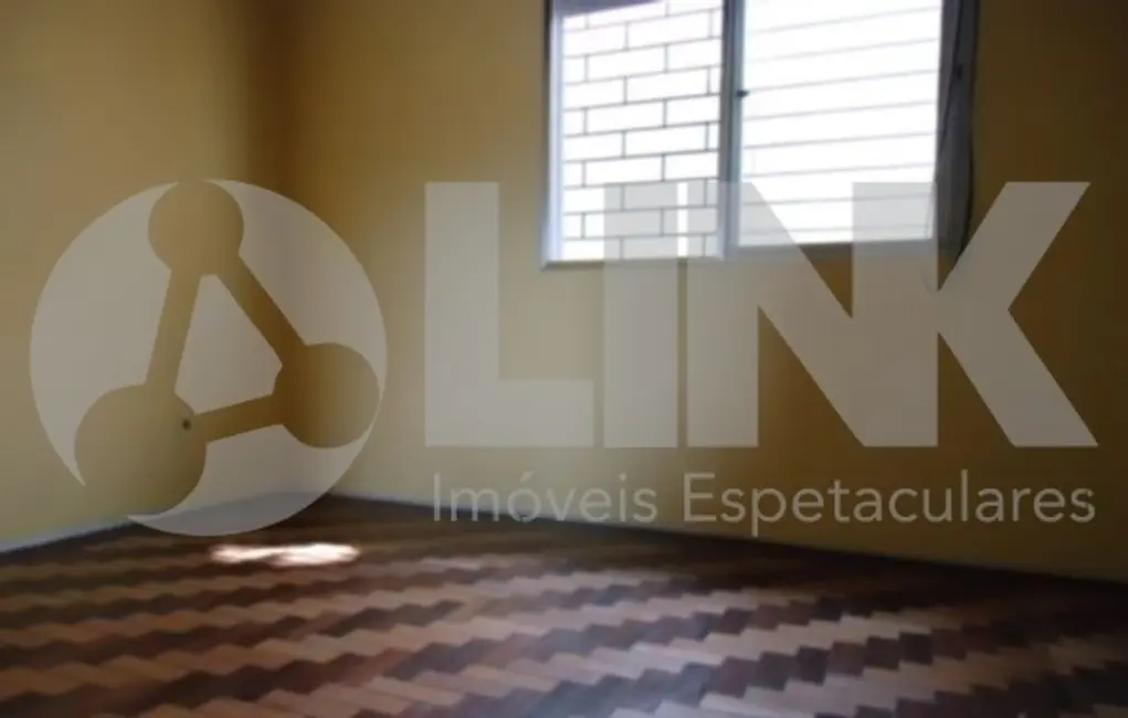 Casa com 4 quartos à venda, 179m2 em Medianeira, Porto Alegre - RS - imagem 3 Foto 3 de Casa com 4 quartos à venda, 179m2 em Medianeira, Porto Alegre - RS