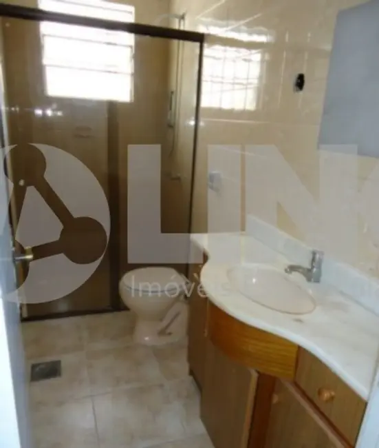 Casa com 4 quartos à venda, 179m2 em Medianeira, Porto Alegre - RS - imagem 5 Foto 5 de Casa com 4 quartos à venda, 179m2 em Medianeira, Porto Alegre - RS