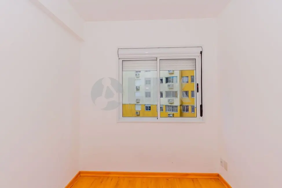 Foto 7 de Apartamento com 3 quartos à venda, 65m2 em Santo Antônio, Porto Alegre - RS