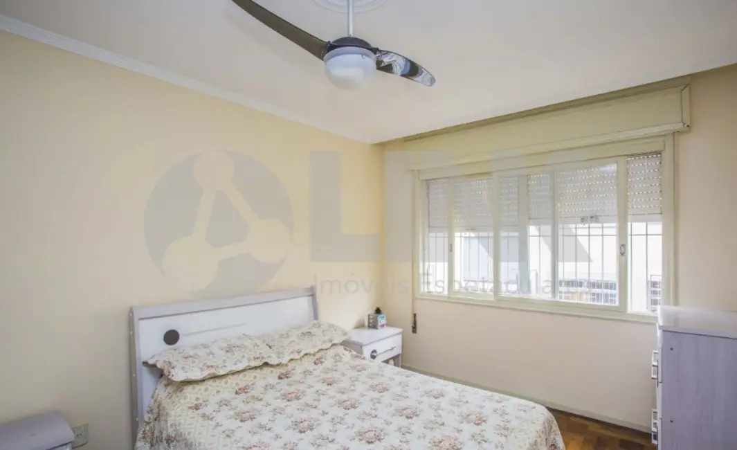 Apartamento com 3 quartos à venda, 131m2 em Menino Deus, Porto Alegre - RS - imagem 7 Foto 7 de Apartamento com 3 quartos à venda, 131m2 em Menino Deus, Porto Alegre - RS