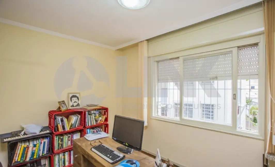 Apartamento com 3 quartos à venda, 131m2 em Menino Deus, Porto Alegre - RS - imagem 9 Foto 9 de Apartamento com 3 quartos à venda, 131m2 em Menino Deus, Porto Alegre - RS