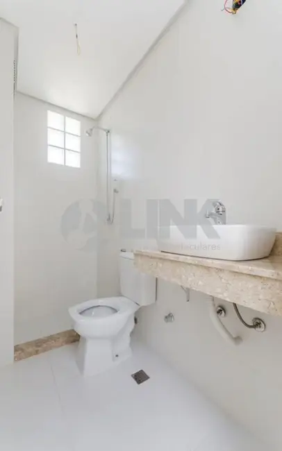 Apartamento com 1 quarto à venda, 55m2 em Passo da Areia, Porto Alegre - RS - imagem 9 Foto 9 de Apartamento com 1 quarto à venda, 55m2 em Passo da Areia, Porto Alegre - RS