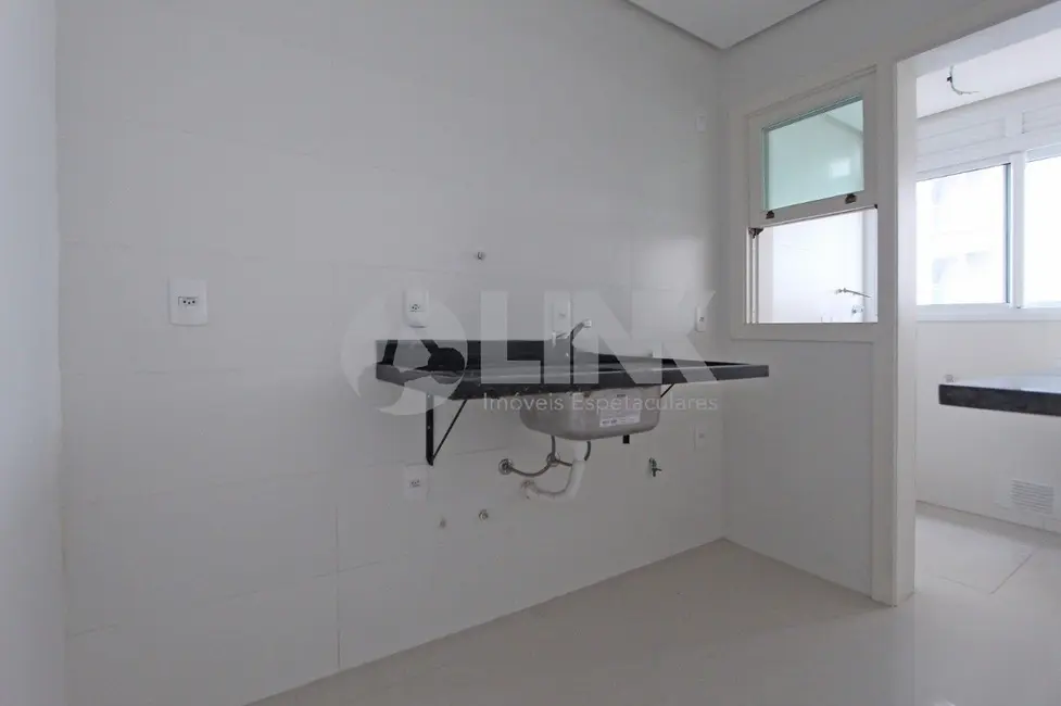 Foto 3 de Apartamento com 1 quarto à venda, 62m2 em Passo da Areia, Porto Alegre - RS