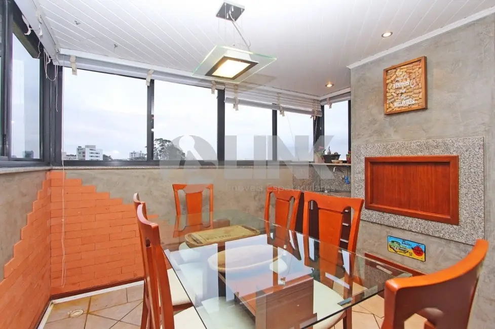 Foto 4 de Apartamento com 2 quartos à venda, 77m2 em Cristo Redentor, Porto Alegre - RS