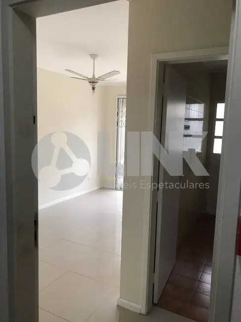 Foto 2 de Apartamento com 1 quarto à venda, 38m2 em Santo Antônio, Porto Alegre - RS