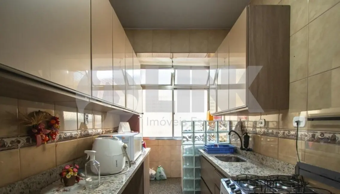 Foto 8 de Apartamento com 2 quartos à venda, 65m2 em Navegantes, Porto Alegre - RS