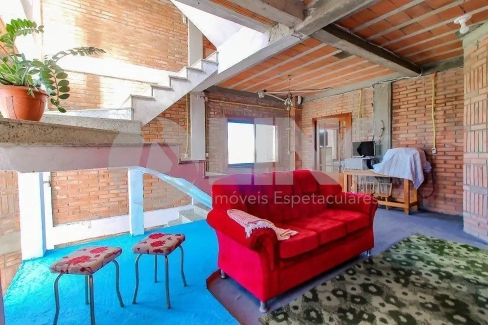 Casa com 5 quartos à venda, 600m2 em Jardim Leopoldina, Porto Alegre - RS - imagem 4 Foto 4 de Casa com 5 quartos à venda, 600m2 em Jardim Leopoldina, Porto Alegre - RS