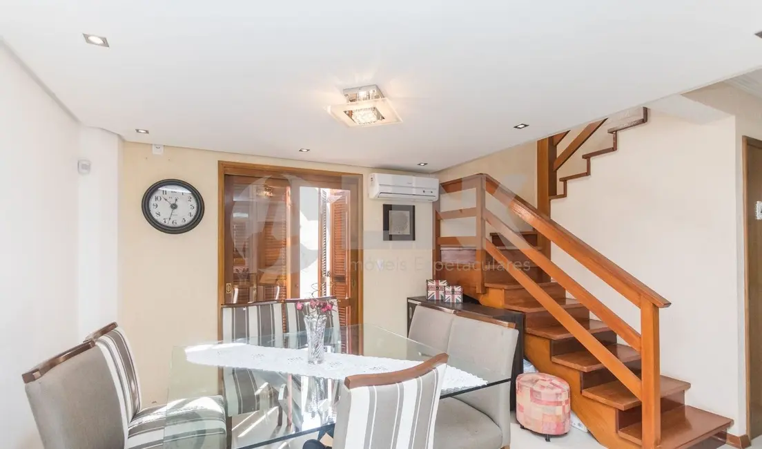 Casa com 3 quartos à venda, 182m2 em Vila Ipiranga, Porto Alegre - RS - imagem 3 Foto 3 de Casa com 3 quartos à venda, 182m2 em Vila Ipiranga, Porto Alegre - RS