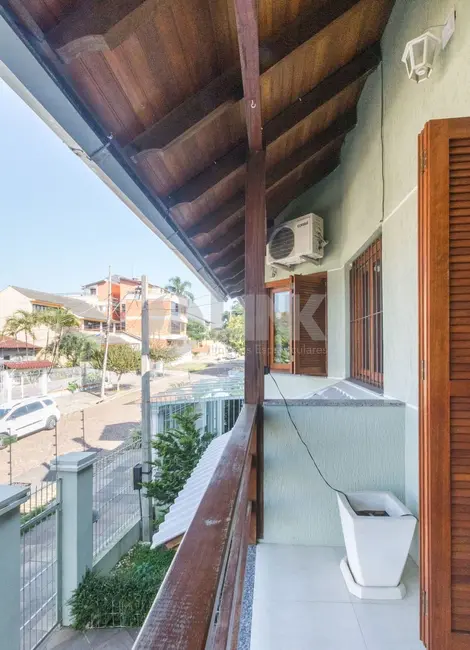 Casa com 3 quartos à venda, 182m2 em Vila Ipiranga, Porto Alegre - RS - imagem 9 Foto 9 de Casa com 3 quartos à venda, 182m2 em Vila Ipiranga, Porto Alegre - RS