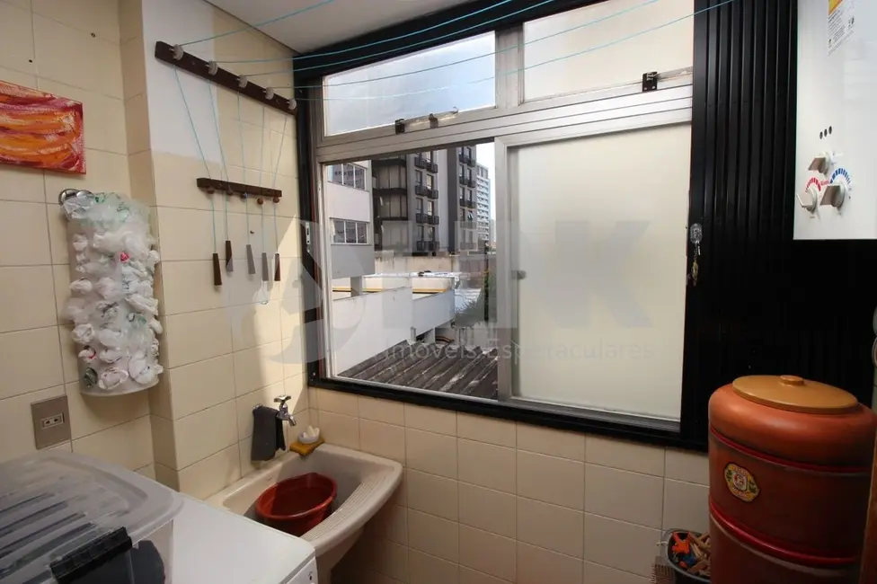 Foto 9 de Apartamento com 1 quarto à venda, 50m2 em Auxiliadora, Porto Alegre - RS