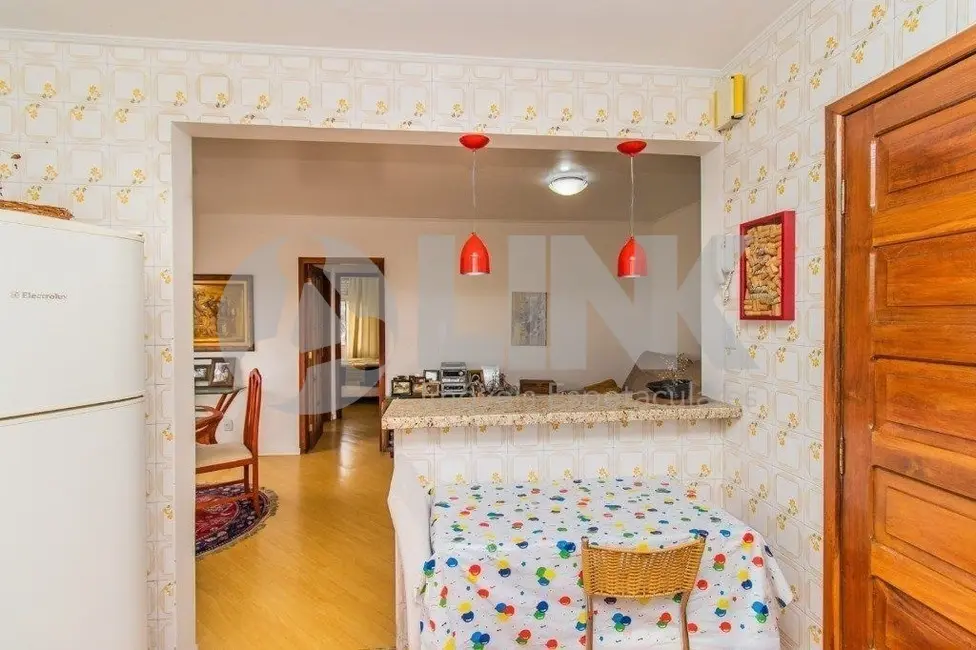 Apartamento com 2 quartos à venda, 77m2 em Passo da Areia, Porto Alegre - RS - imagem 9 Foto 9 de Apartamento com 2 quartos à venda, 77m2 em Passo da Areia, Porto Alegre - RS