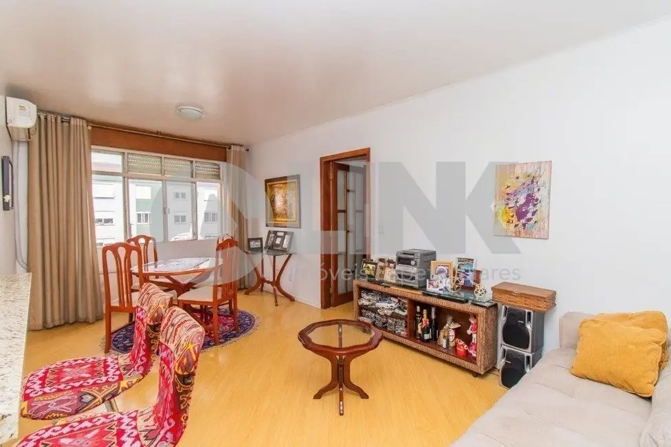 Apartamento com 2 quartos à venda, 77m2 em Passo da Areia, Porto Alegre - RS - imagem 3 Foto 3 de Apartamento com 2 quartos à venda, 77m2 em Passo da Areia, Porto Alegre - RS