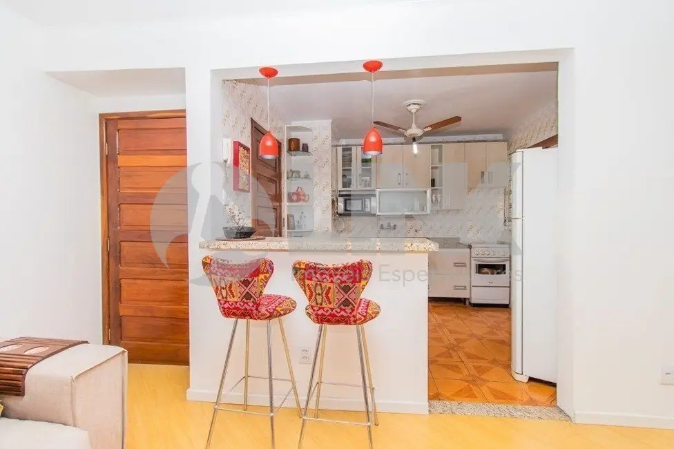 Apartamento com 2 quartos à venda, 77m2 em Passo da Areia, Porto Alegre - RS - imagem 7 Foto 7 de Apartamento com 2 quartos à venda, 77m2 em Passo da Areia, Porto Alegre - RS