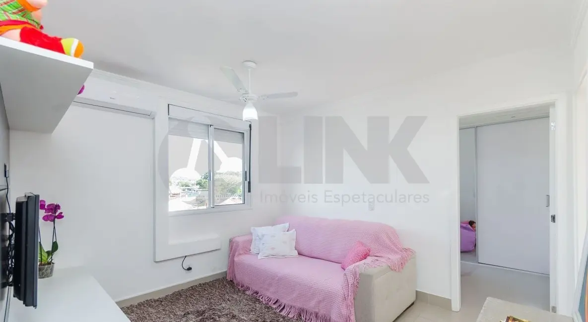 Foto 2 de Apartamento com 3 quartos à venda, 62m2 em São Sebastião, Porto Alegre - RS