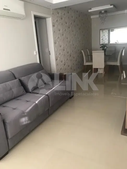 Foto 2 de Apartamento com 3 quartos à venda, 83m2 em São Sebastião, Porto Alegre - RS