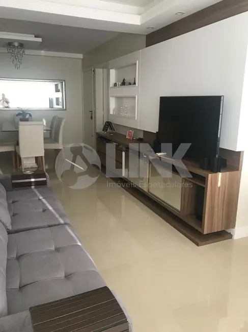 Foto 1 de Apartamento com 3 quartos à venda, 83m2 em São Sebastião, Porto Alegre - RS