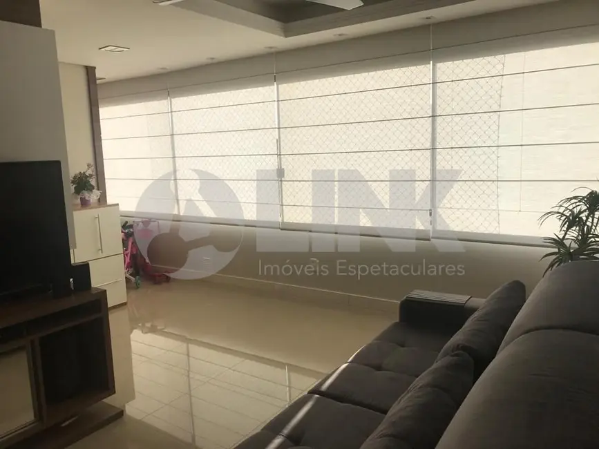 Foto 3 de Apartamento com 3 quartos à venda, 83m2 em São Sebastião, Porto Alegre - RS