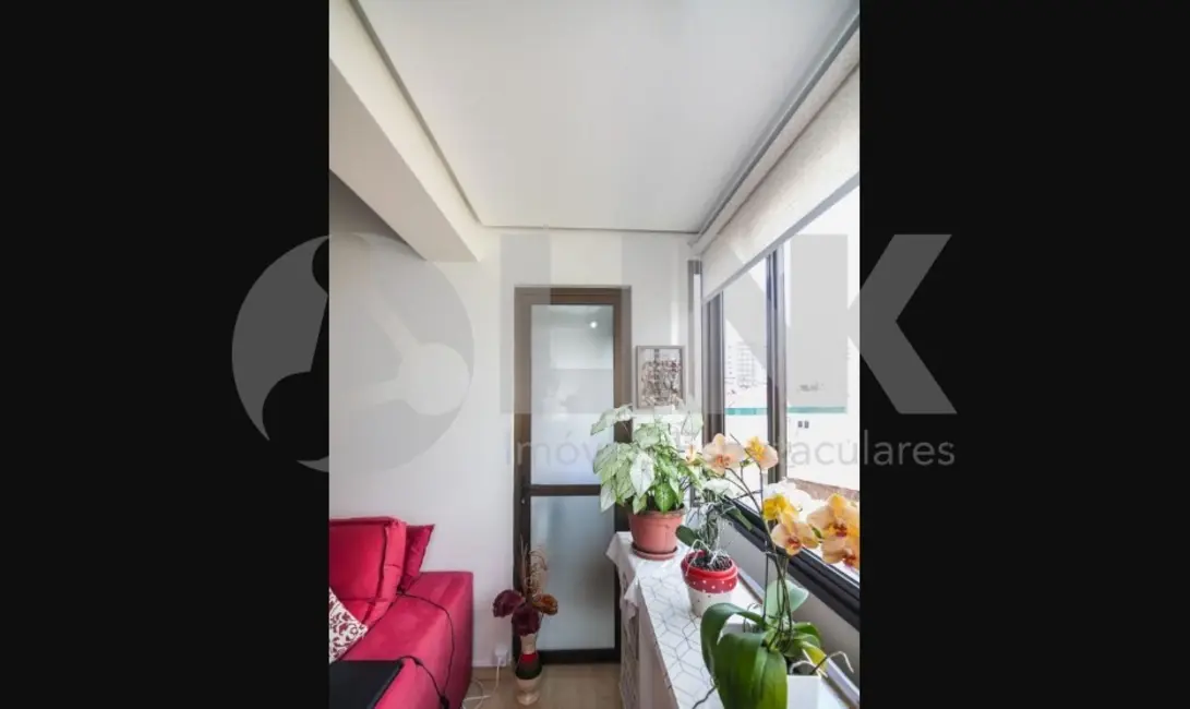 Apartamento com 3 quartos à venda, 82m2 em Passo da Areia, Porto Alegre - RS - imagem 5 Foto 5 de Apartamento com 3 quartos à venda, 82m2 em Passo da Areia, Porto Alegre - RS