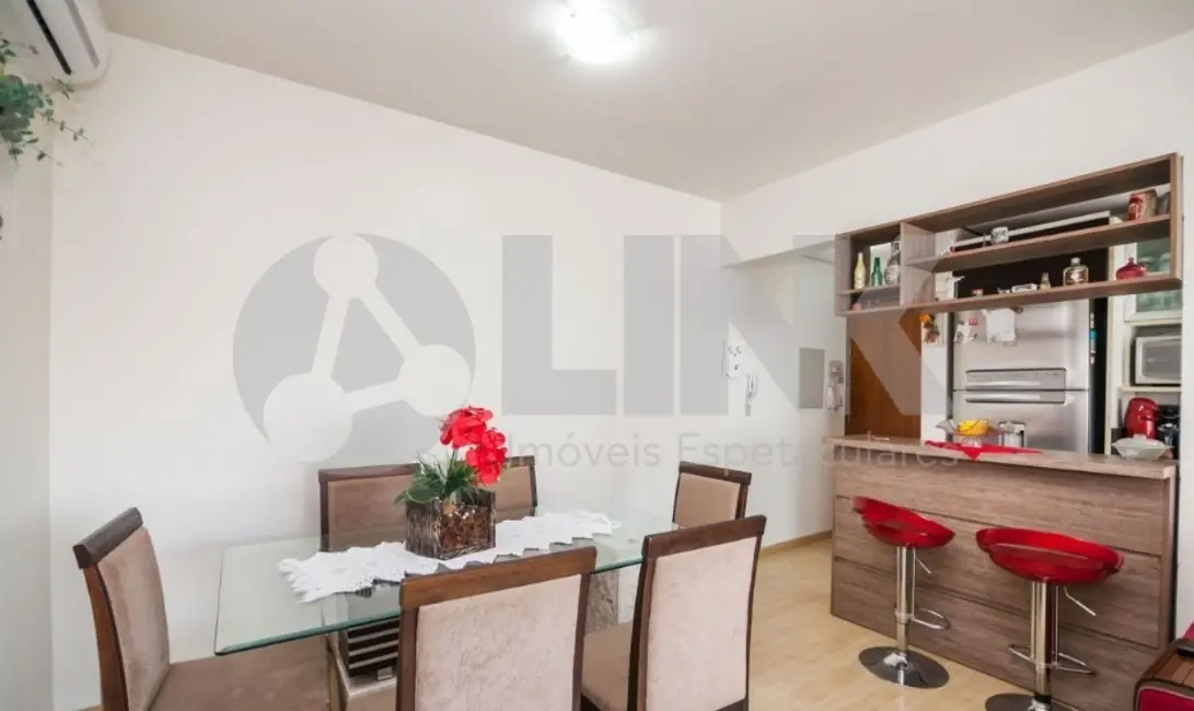 Apartamento com 3 quartos à venda, 82m2 em Passo da Areia, Porto Alegre - RS - imagem 8 Foto 8 de Apartamento com 3 quartos à venda, 82m2 em Passo da Areia, Porto Alegre - RS