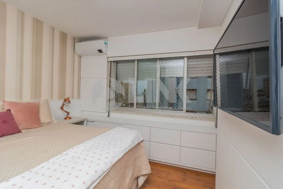 Foto 9 de Apartamento com 3 quartos à venda, 109m2 em Cristo Redentor, Porto Alegre - RS