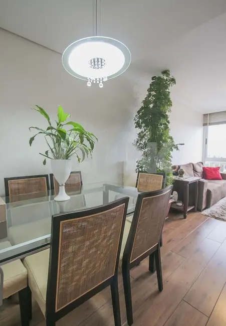 Foto 2 de Apartamento com 2 quartos à venda, 72m2 em Cristo Redentor, Porto Alegre - RS