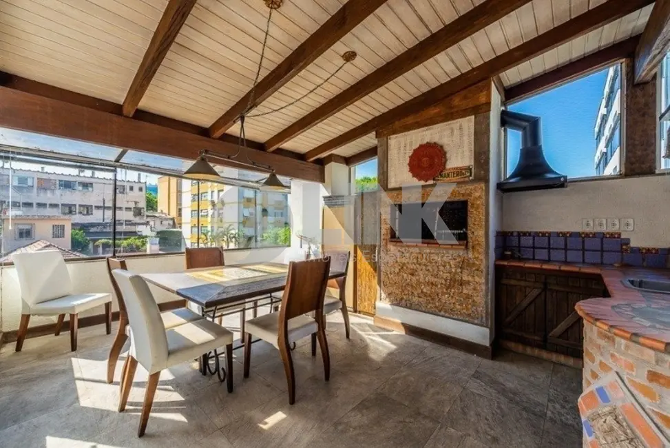 Foto 2 de Apartamento com 2 quartos à venda, 116m2 em Petrópolis, Porto Alegre - RS