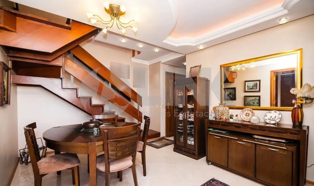 Foto 2 de Apartamento com 3 quartos à venda, 157m2 em Cristo Redentor, Porto Alegre - RS