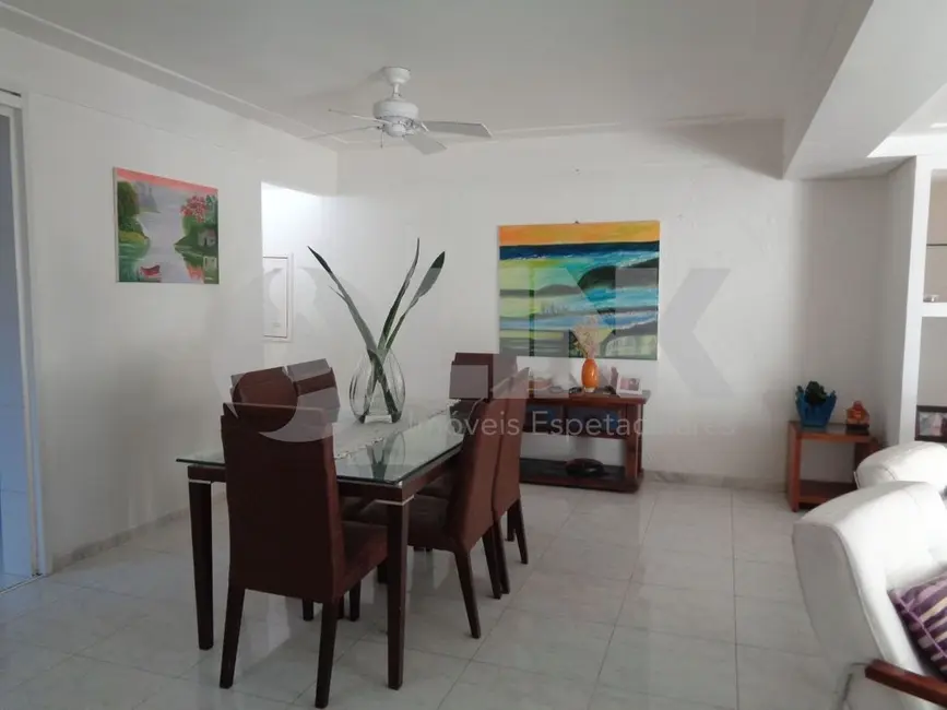 Apartamento com 3 quartos à venda, 125m2 em Moinhos de Vento, Porto Alegre - RS - imagem 5 Foto 5 de Apartamento com 3 quartos à venda, 125m2 em Moinhos de Vento, Porto Alegre - RS