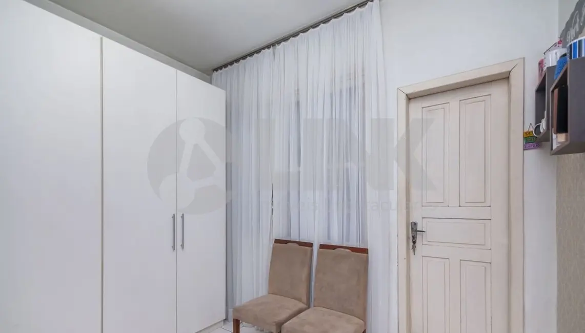 Foto 9 de Apartamento com 3 quartos à venda, 120m2 em São Sebastião, Porto Alegre - RS