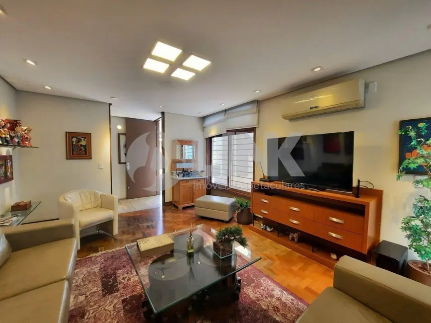 Foto 5 de Casa com 3 quartos à venda, 160m2 em Jardim Botânico, Porto Alegre - RS