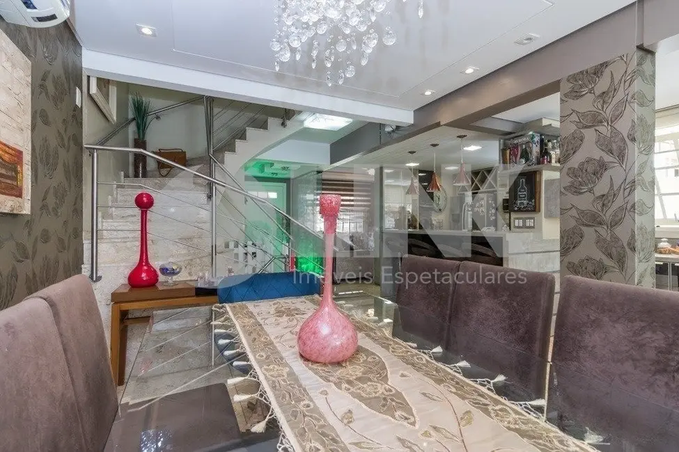 Foto 6 de Casa de Condomínio com 3 quartos à venda, 284m2 em Chácara das Pedras, Porto Alegre - RS