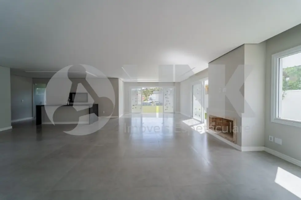 Foto 3 de Casa de Condomínio com 3 quartos à venda, 300m2 em Vila Nova, Porto Alegre - RS