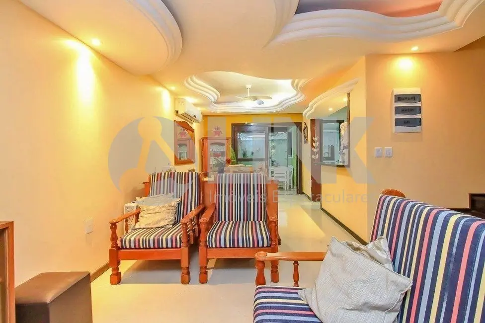 Casa com 3 quartos à venda, 167m2 em Hípica, Porto Alegre - RS - imagem 3 Foto 3 de Casa com 3 quartos à venda, 167m2 em Hípica, Porto Alegre - RS