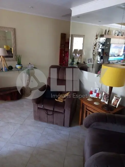 Foto 6 de Apartamento com 3 quartos à venda, 110m2 em Jardim Itu, Porto Alegre - RS